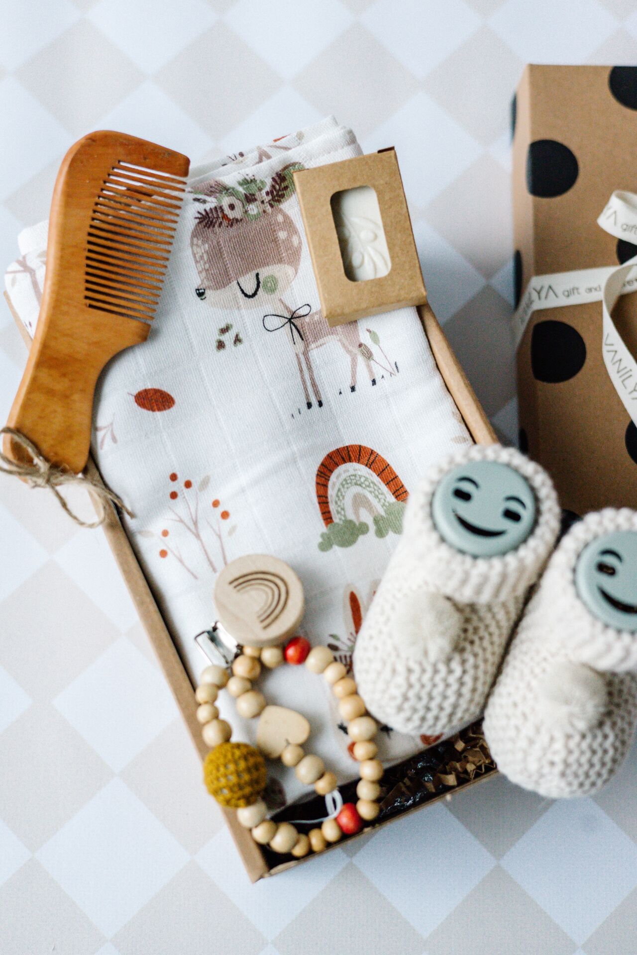 Kız Bebek Hediye Seti - Tavşan ve Bambi